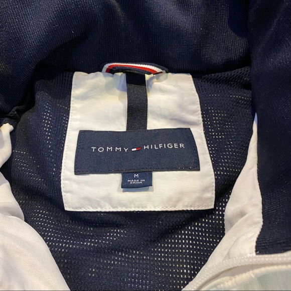 White Tommy Hilfiger Puff Windbreaker Jacket - Picture 3 of 6